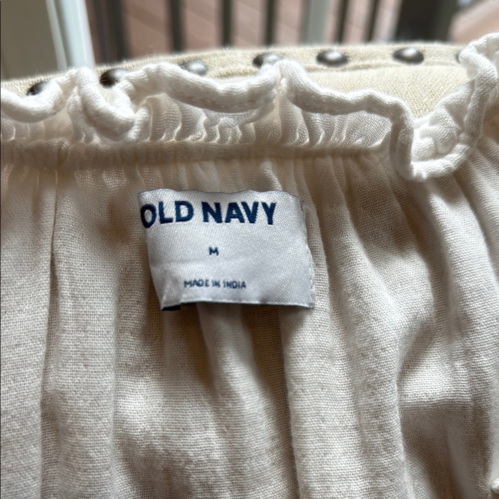 White Ruffled V-Neck Dress Top- Old Navy - Picture 4 of 6